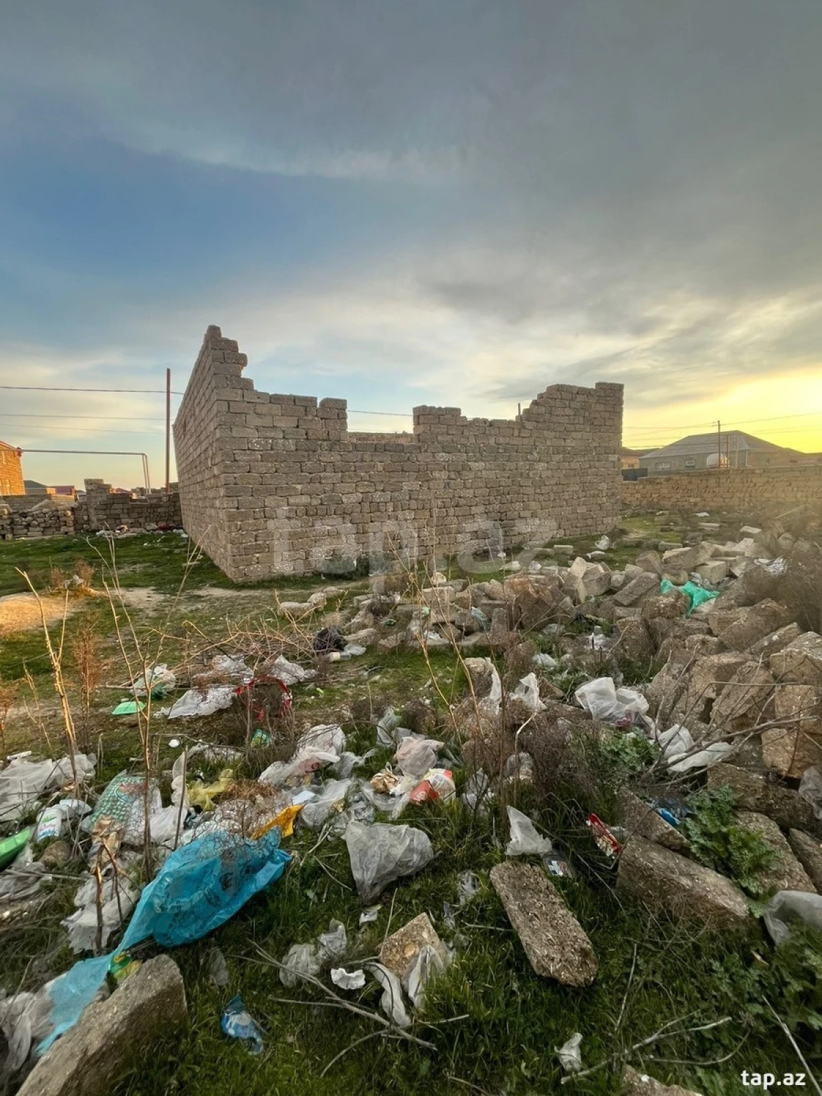 Satılır 4 otaqlı həyət evi 80 m²