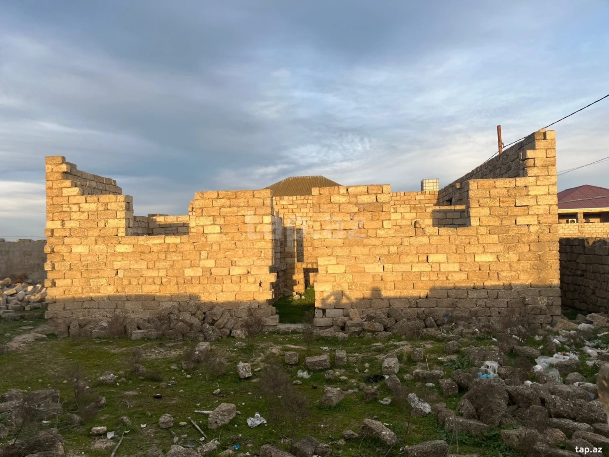 Satılır 4 otaqlı həyət evi 80 m²