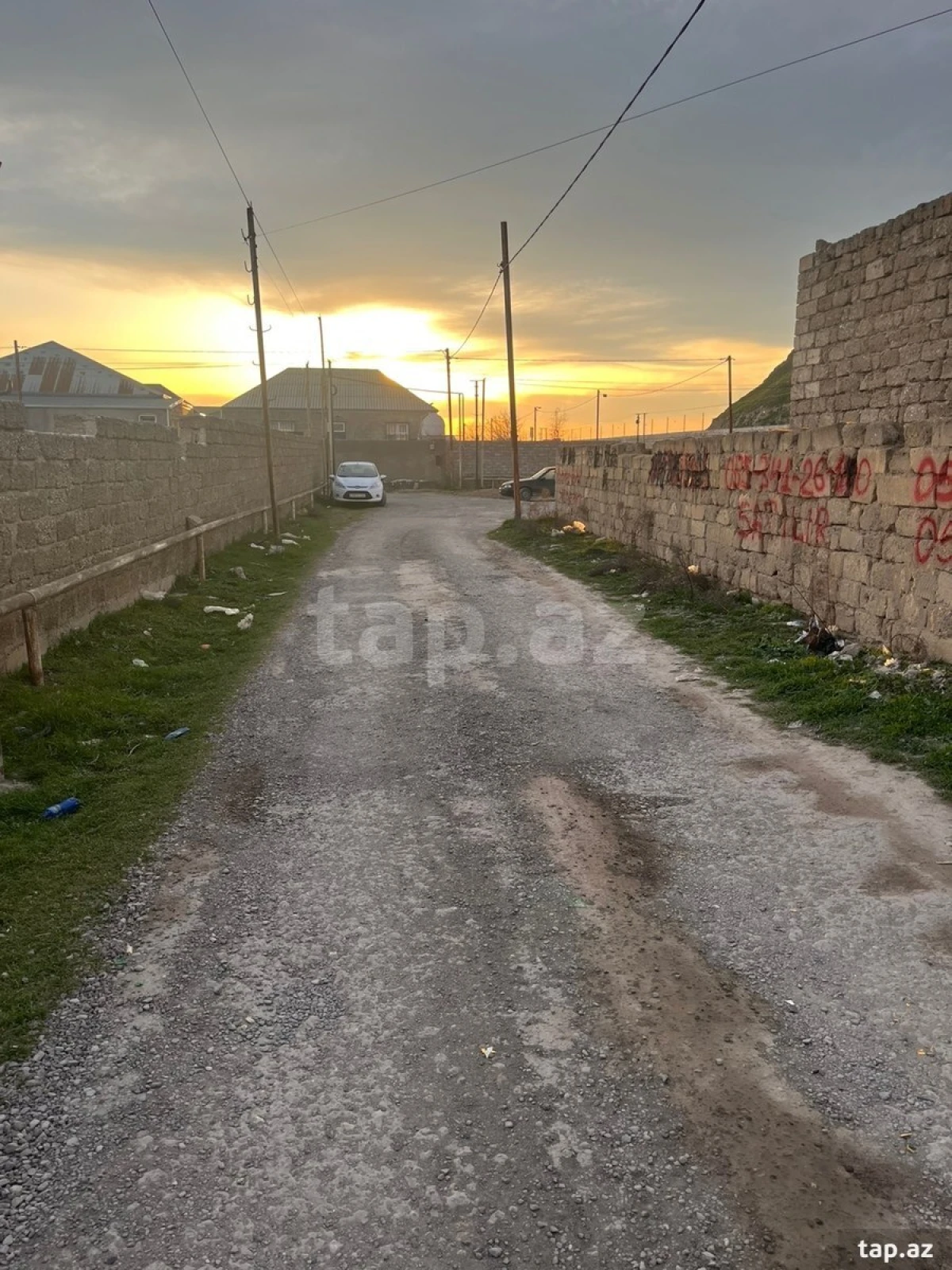 Satılır 4 otaqlı həyət evi 80 m²