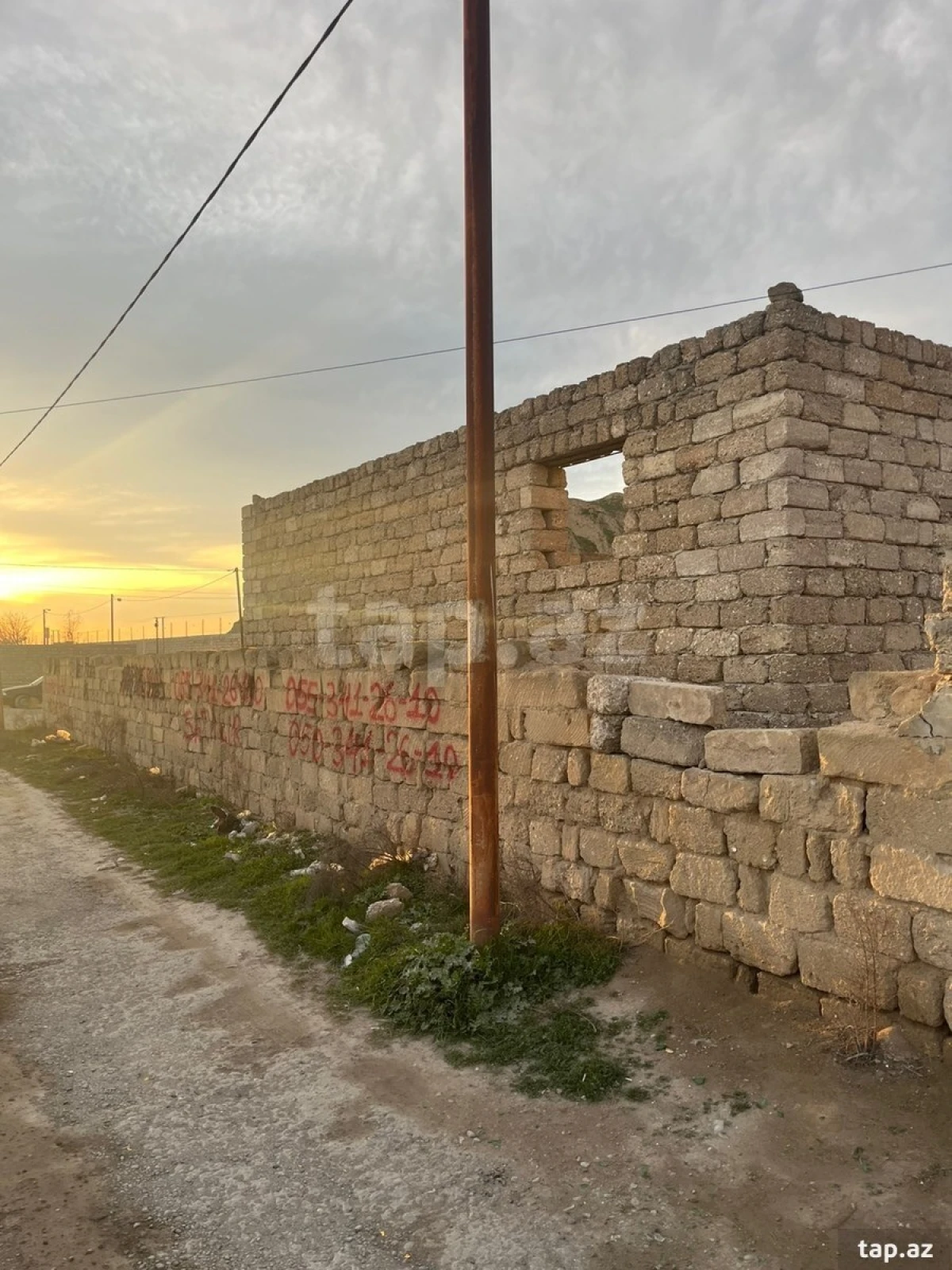 Satılır 4 otaqlı həyət evi 80 m²