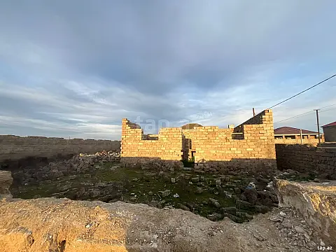 Satılır 4 otaqlı həyət evi 80 m²