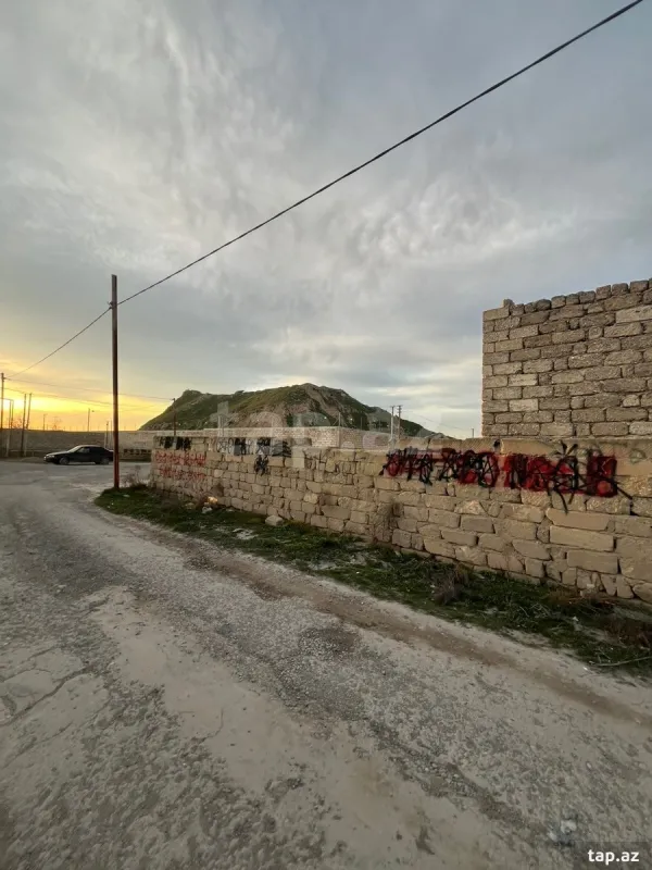 Satılır 4 otaqlı həyət evi 80 m²