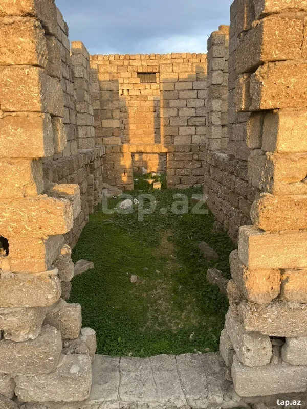 Satılır 4 otaqlı həyət evi 80 m²