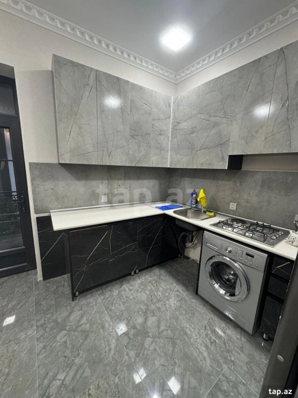 Kirayə verilir 3 otaqlı həyət evi