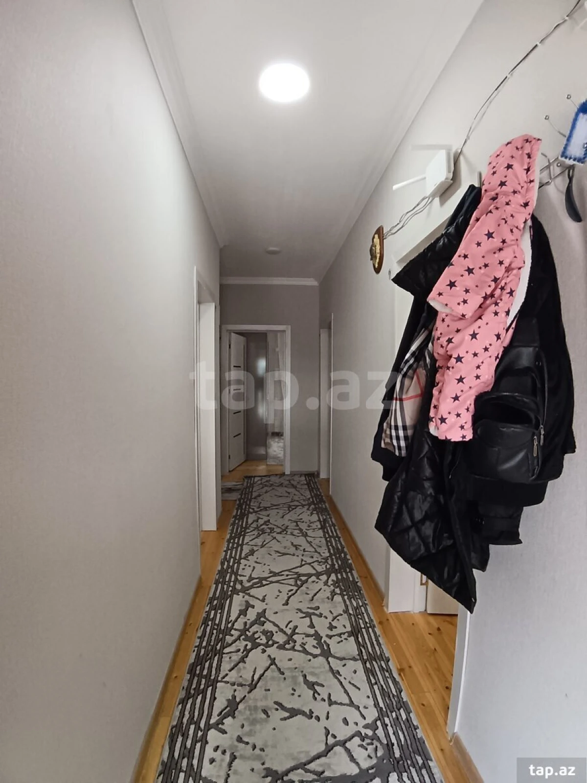 Satılır 4 otaqlı həyət evi