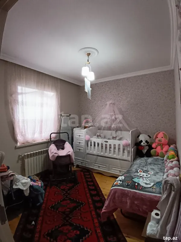 Satılır 4 otaqlı həyət evi