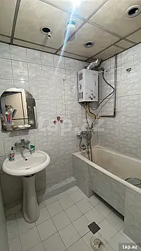 Kirayə verilir 3 otaqlı yeni tikili 75 m²