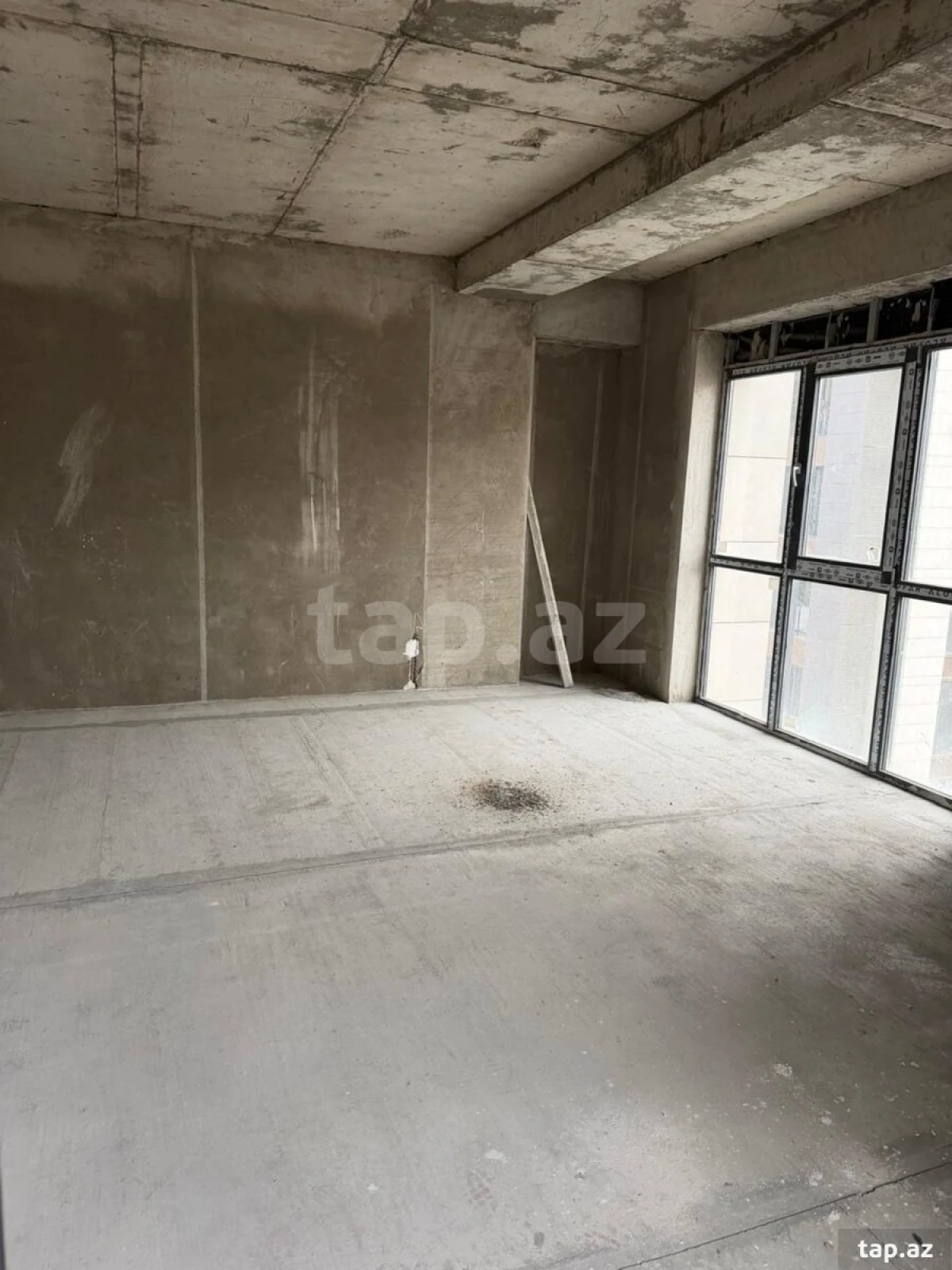 Satılır 3 otaqlı yeni tikili 127.4 m²