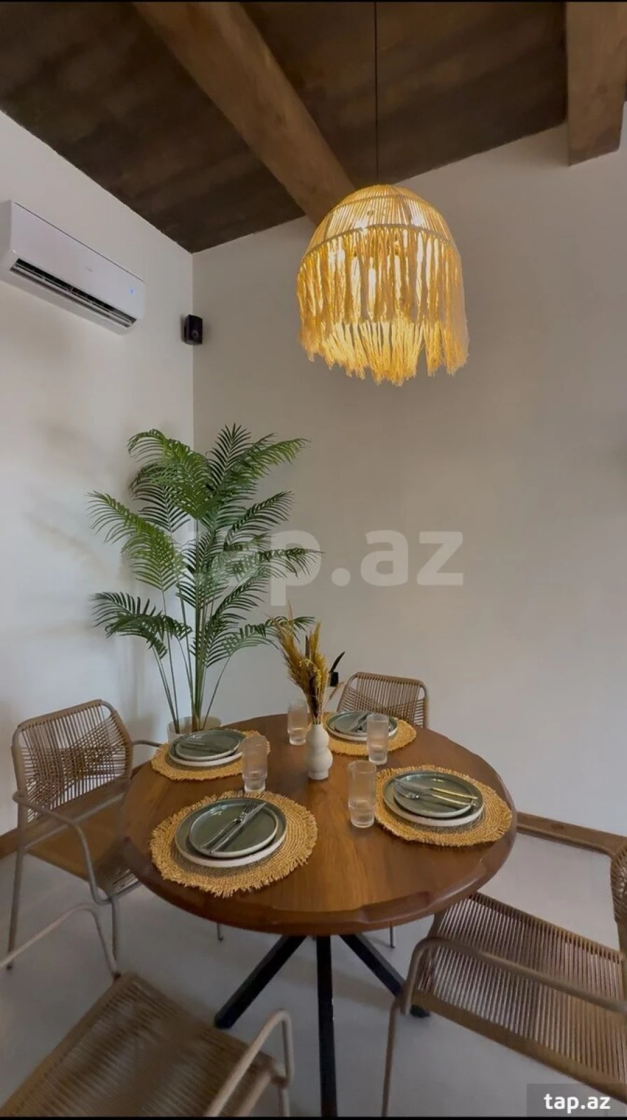 Kirayə verilir 3 otaqlı həyət evi