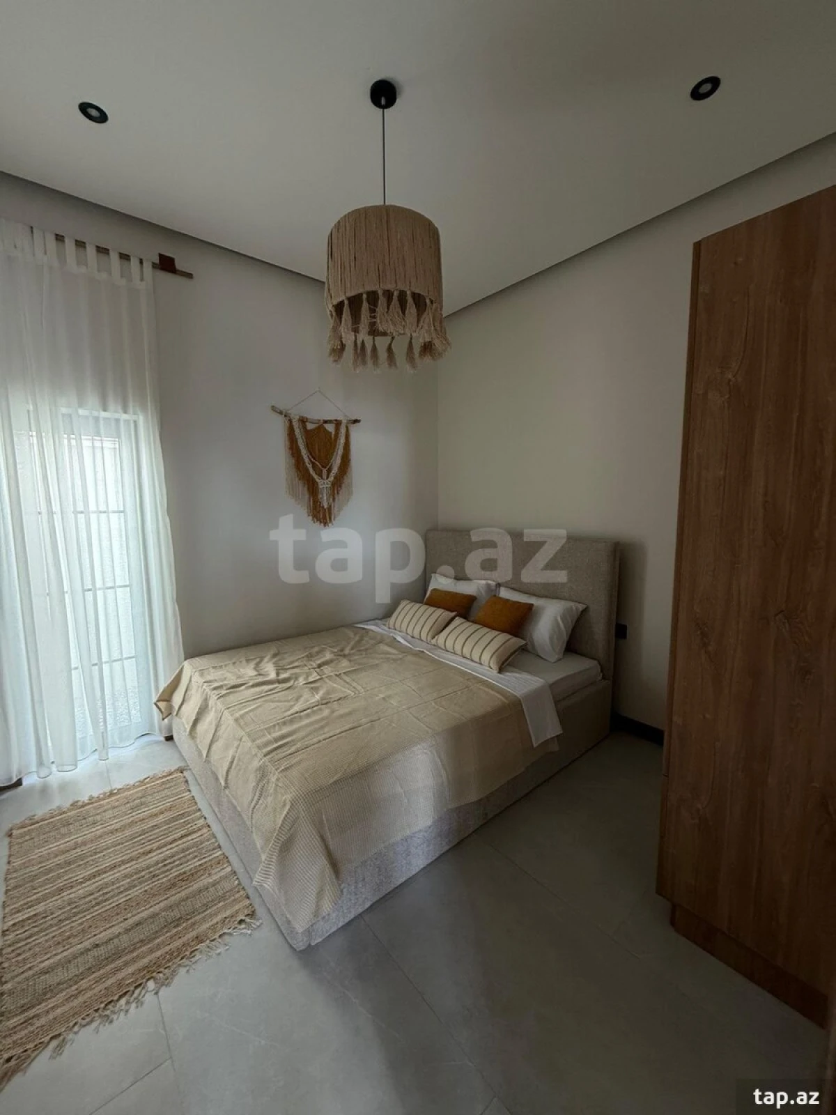 Kirayə verilir 3 otaqlı həyət evi