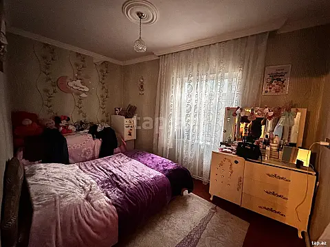 Satılır 4 otaqlı həyət evi