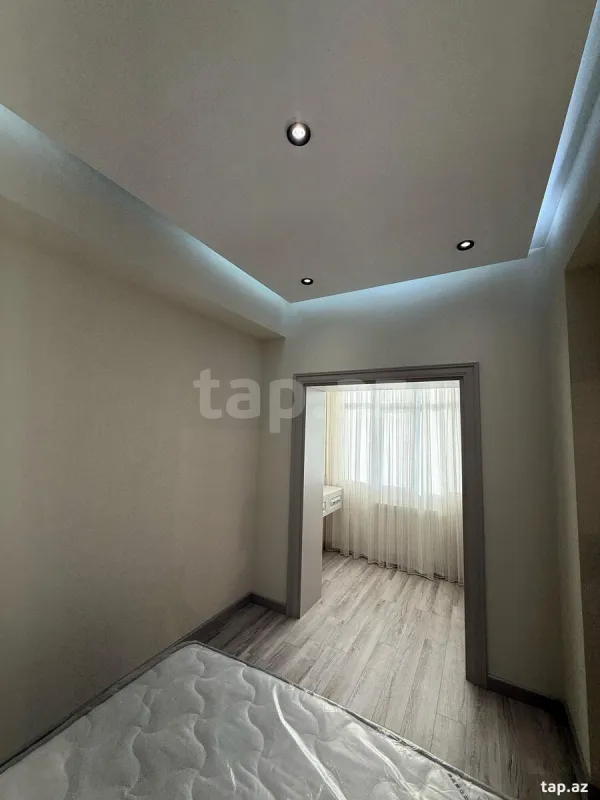 Satılır 2 otaqlı yeni tikili 71 m²