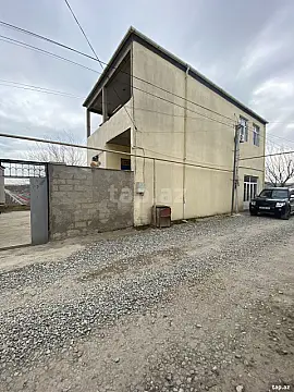 Satılır 5 otaqlı həyət evi 200 m²