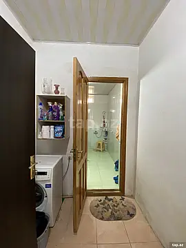 Satılır 5 otaqlı həyət evi 200 m²