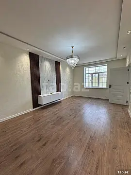 Satılır 6 otaqlı həyət evi