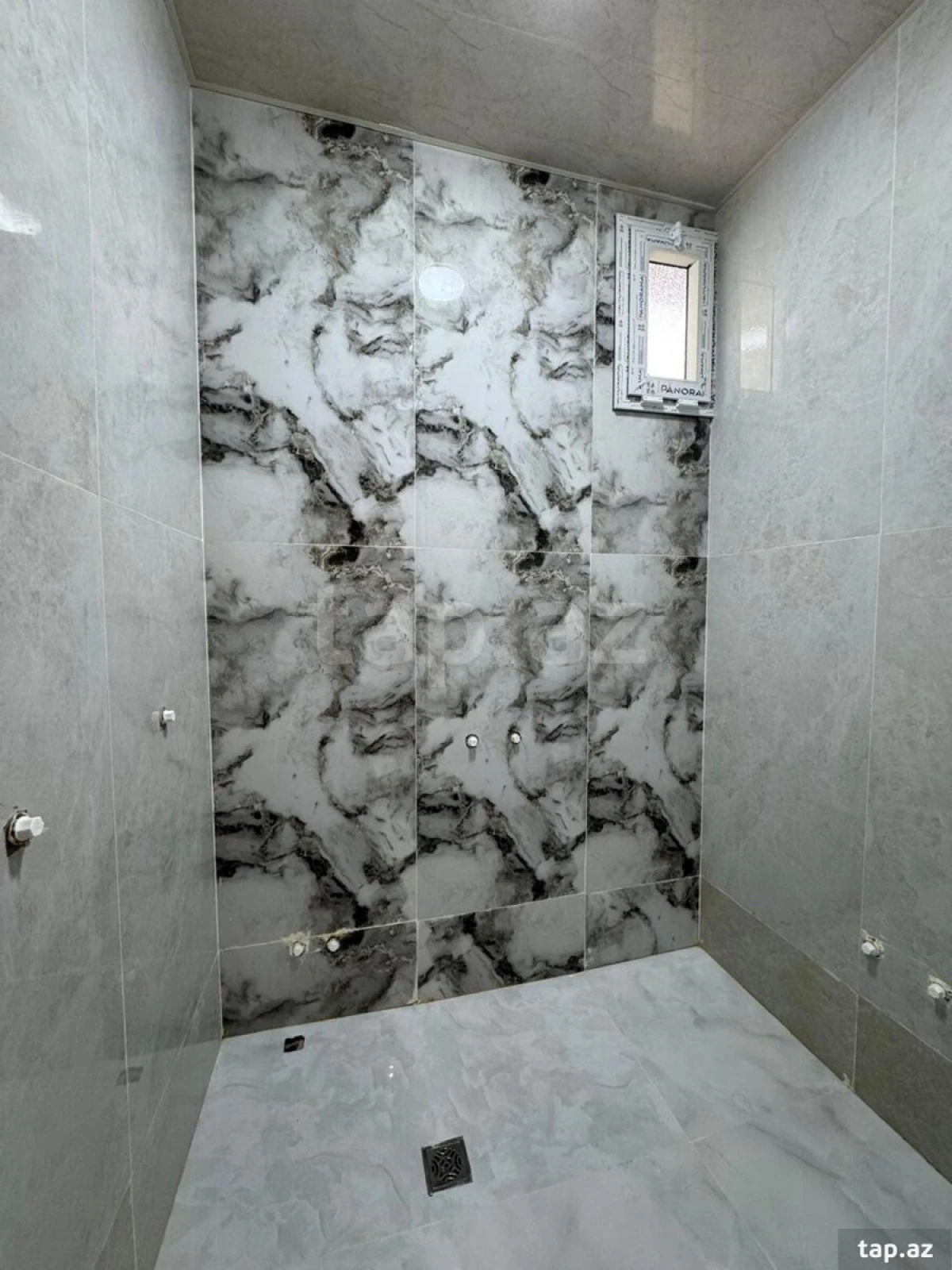 Satılır 6 otaqlı həyət evi