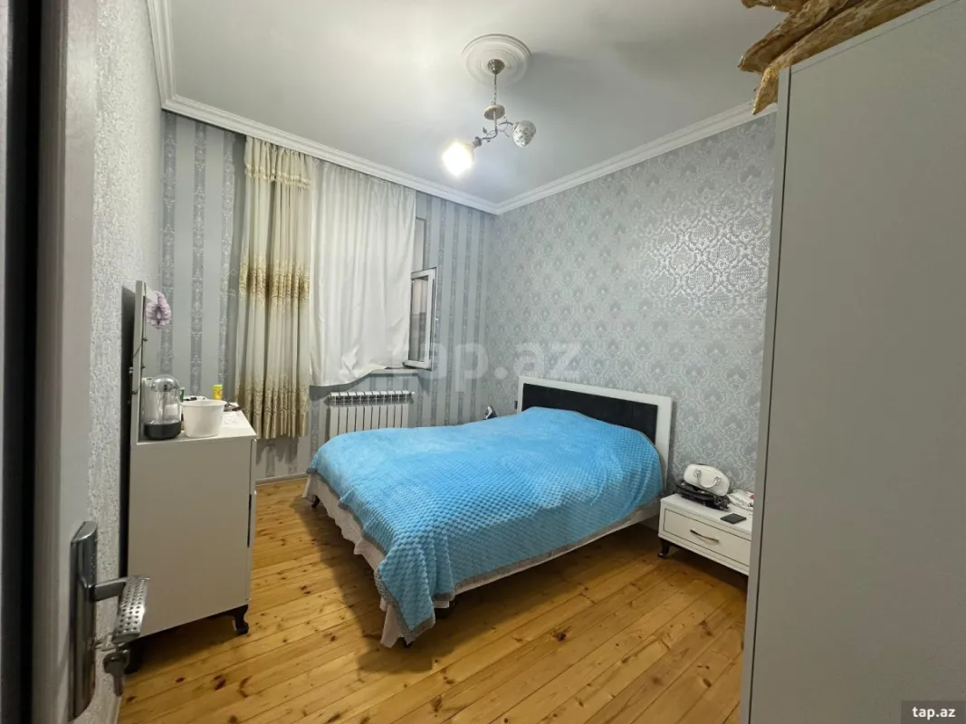 Satılır 4 otaqlı həyət evi