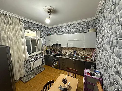 Satılır 4 otaqlı həyət evi