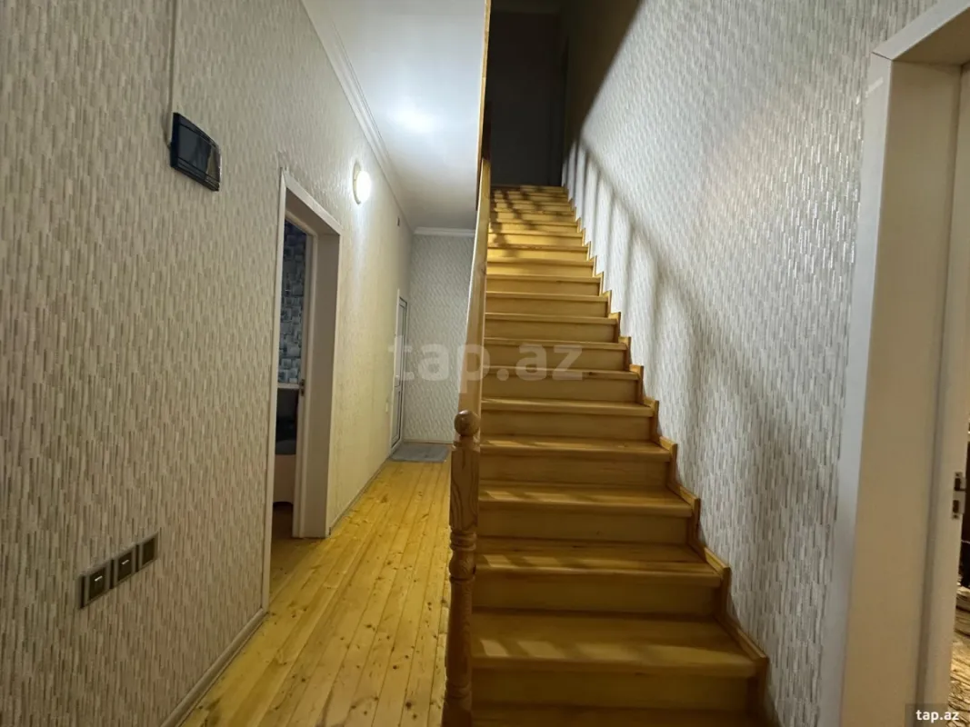 Satılır 4 otaqlı həyət evi