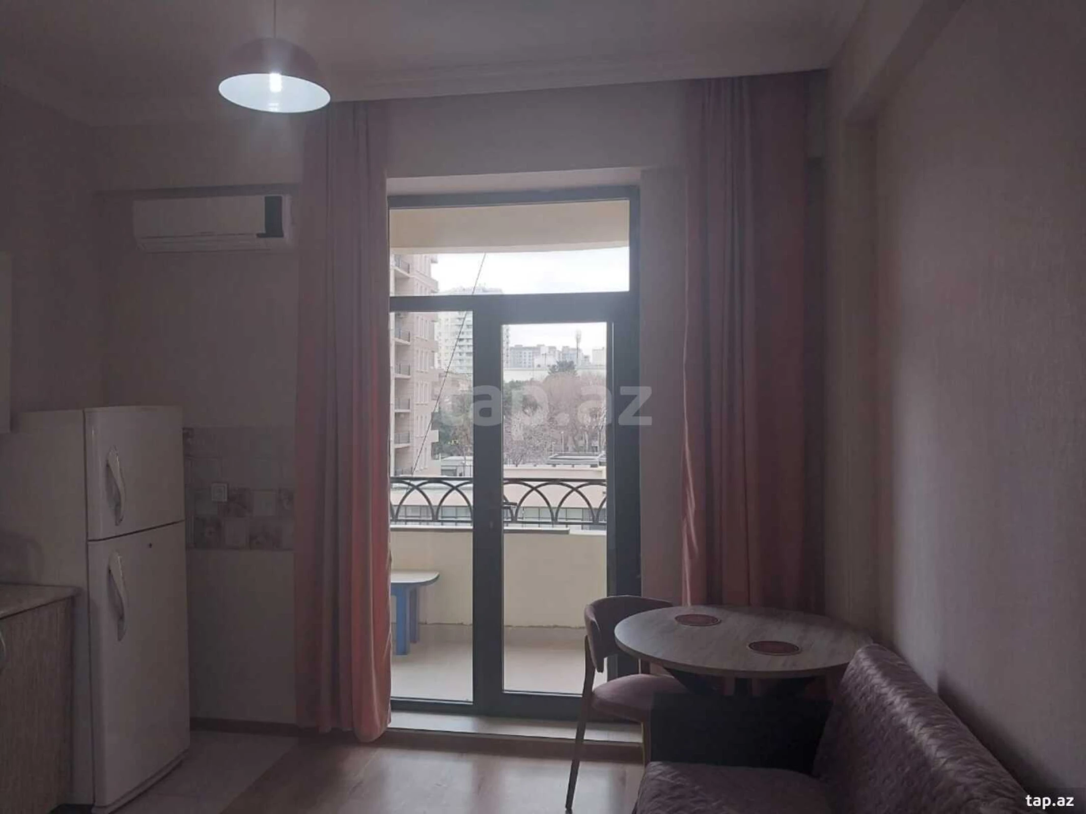 Kirayə verilir 2 otaqlı yeni tikili 50 m²