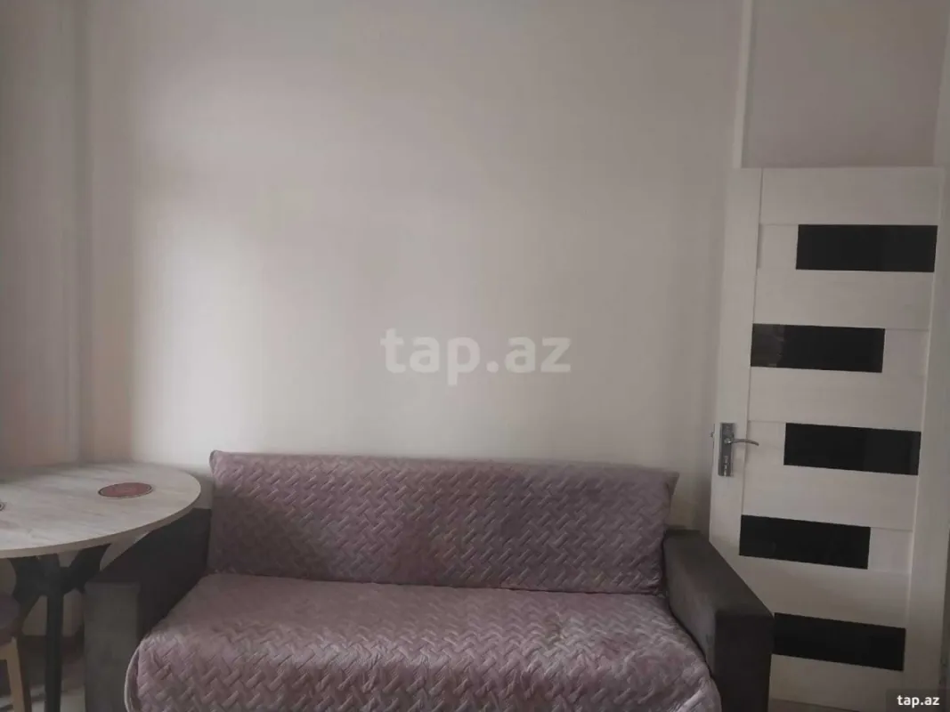 Kirayə verilir 2 otaqlı yeni tikili 50 m²