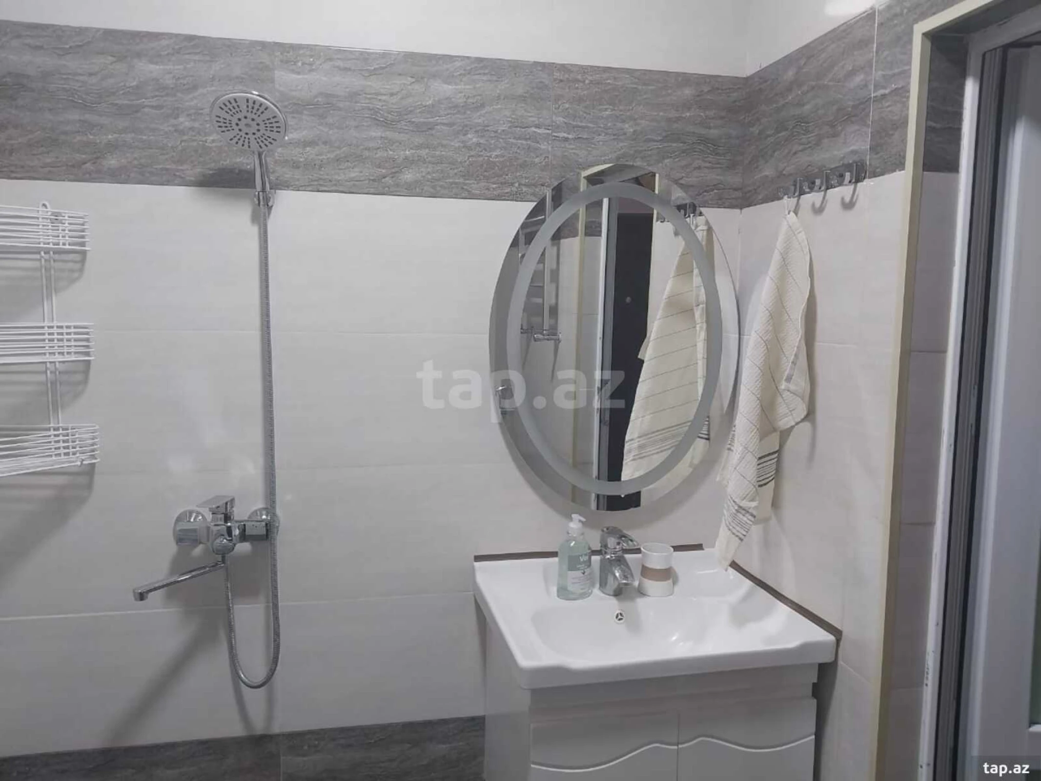 Kirayə verilir 2 otaqlı yeni tikili 50 m²