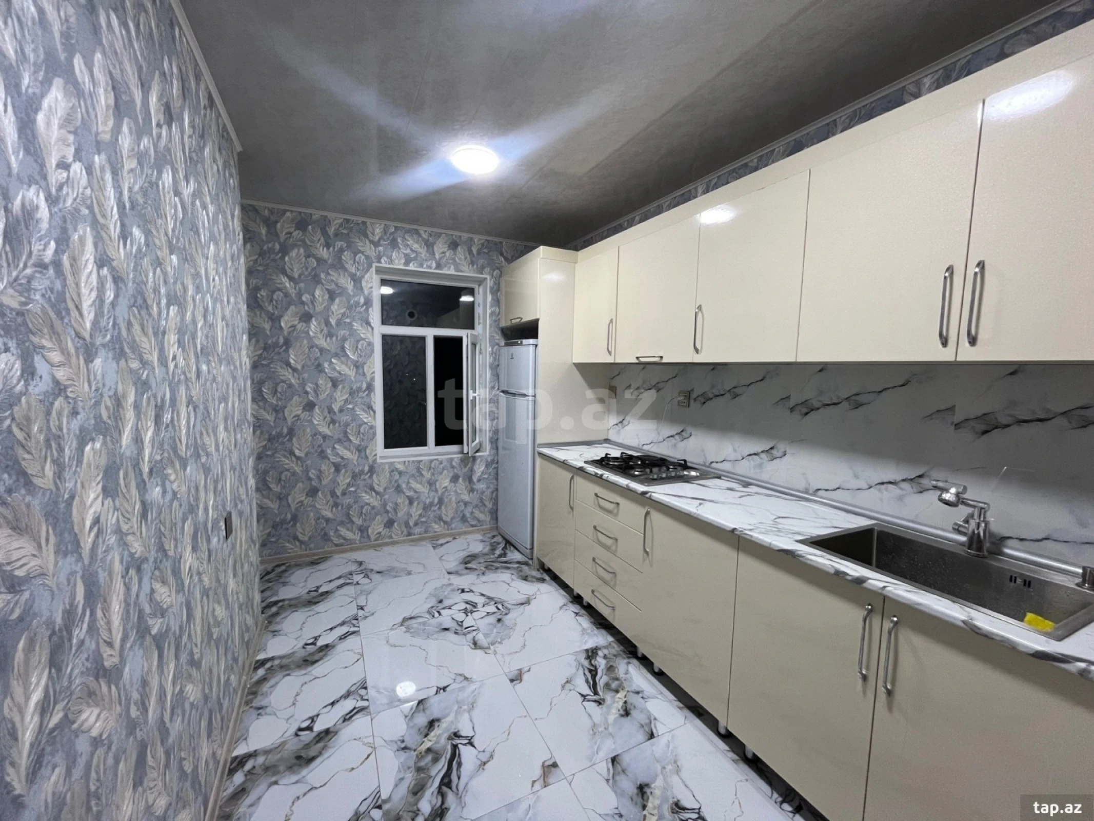 Satılır 3 otaqlı mənzil 70 m²