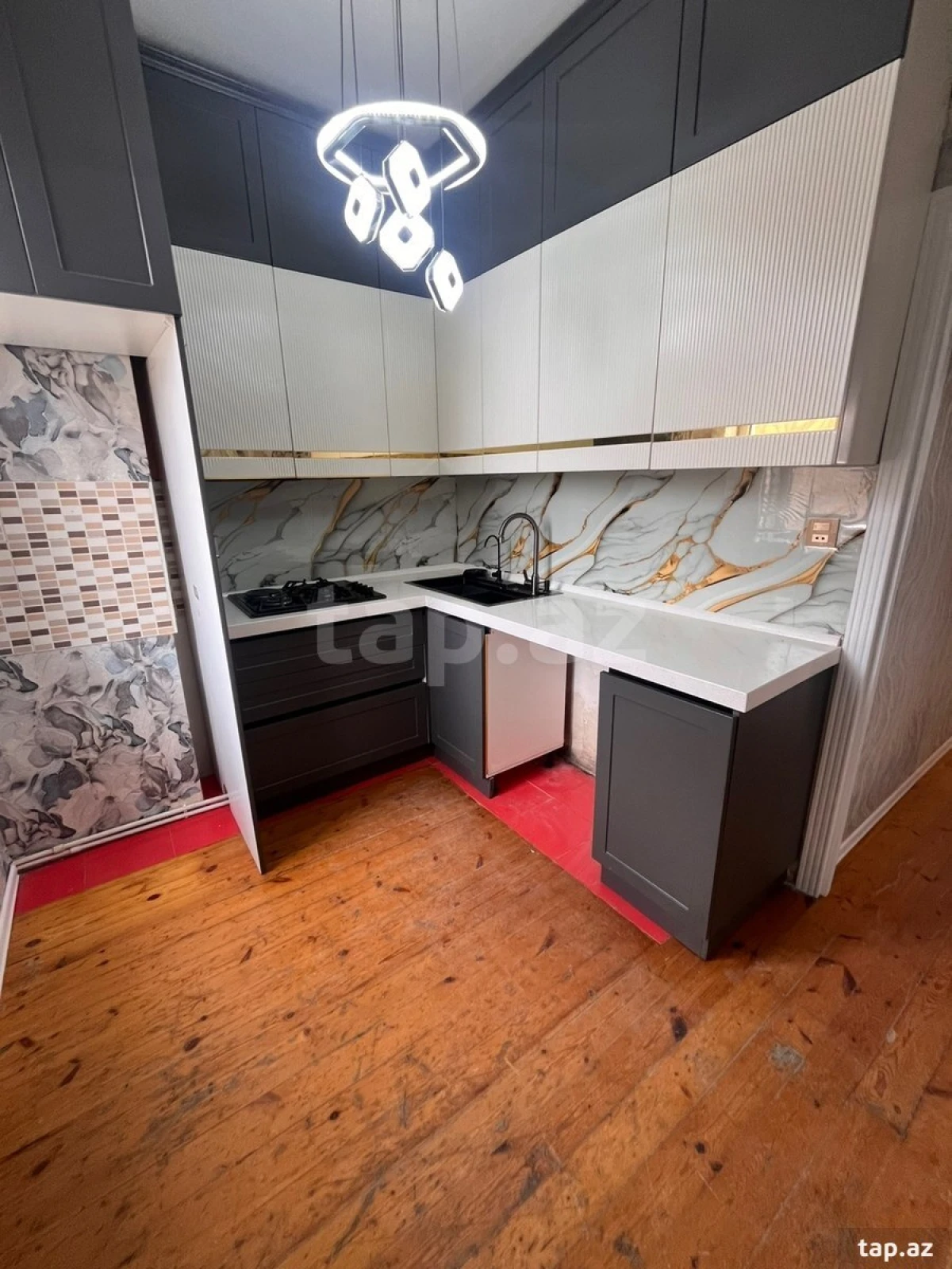 Satılır 2 otaqlı mənzil 66 m²