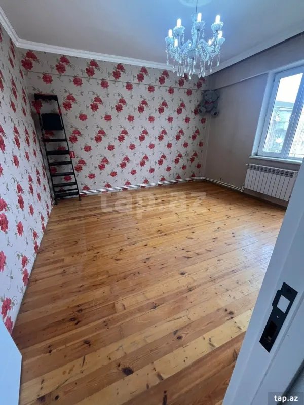 Satılır 2 otaqlı mənzil 66 m²