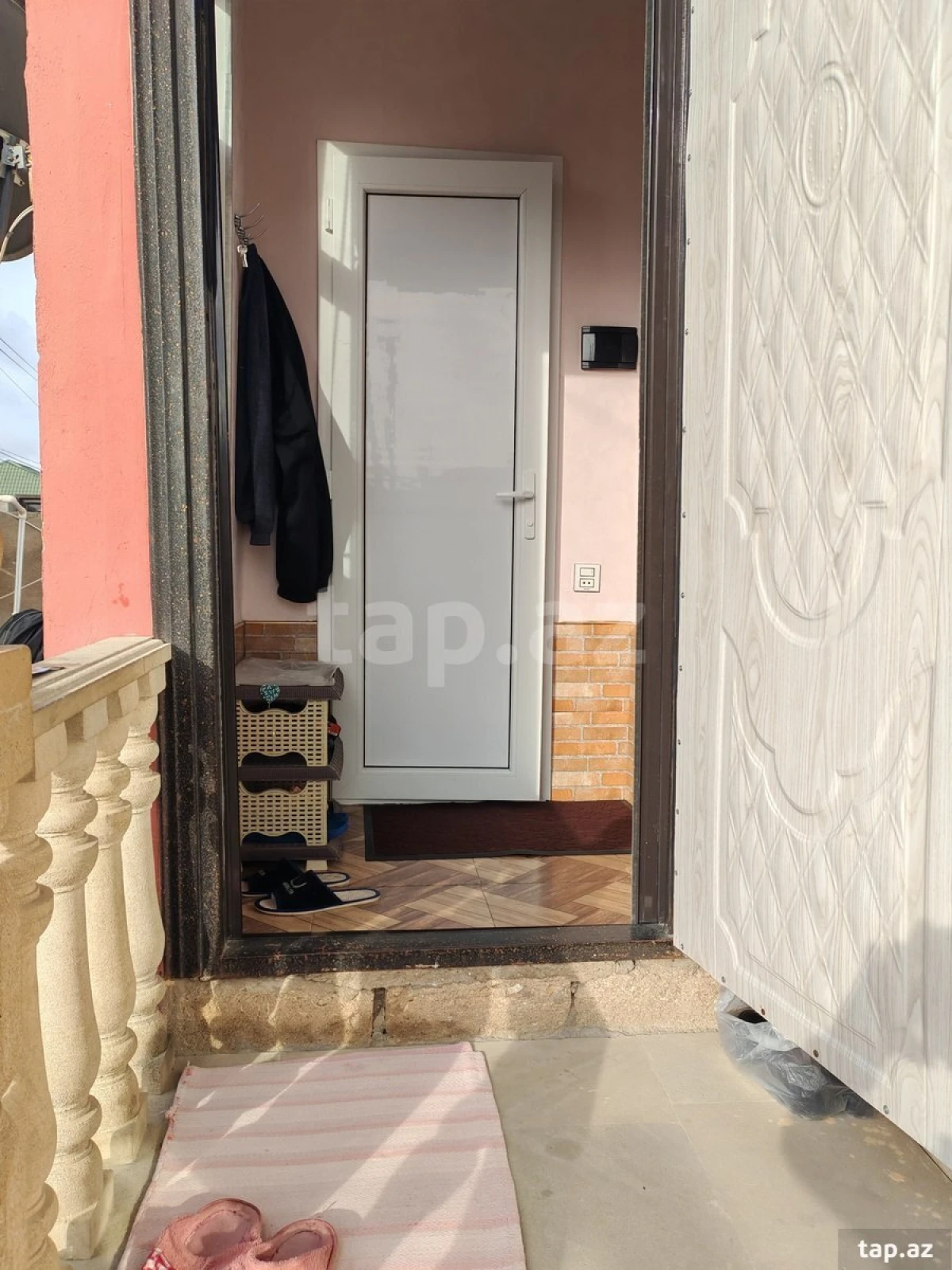 Satılır 3 otaqlı həyət evi