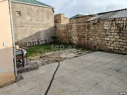 Satılır 3 otaqlı həyət evi