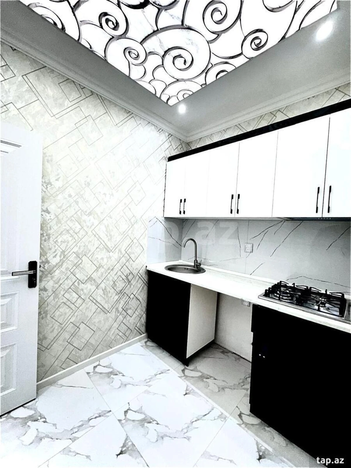 Satılır 2 otaqlı mənzil 60 m²
