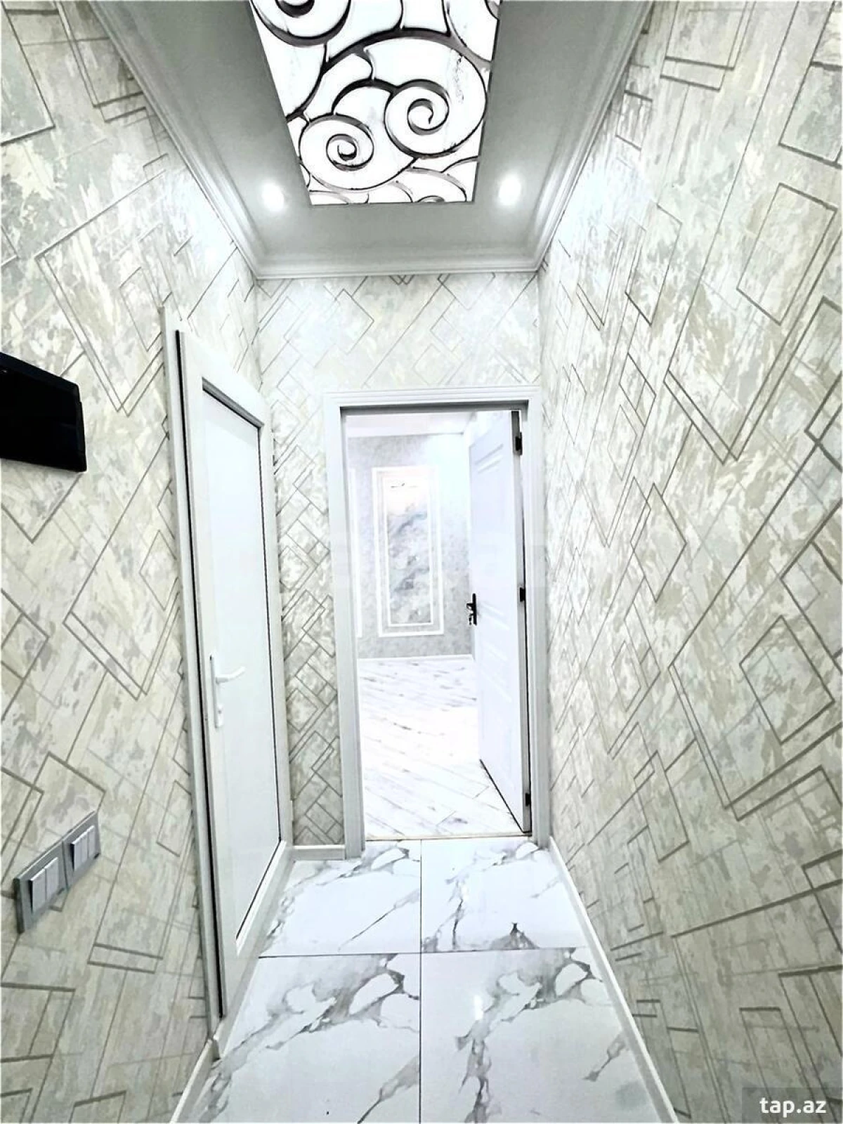 Satılır 2 otaqlı mənzil 60 m²