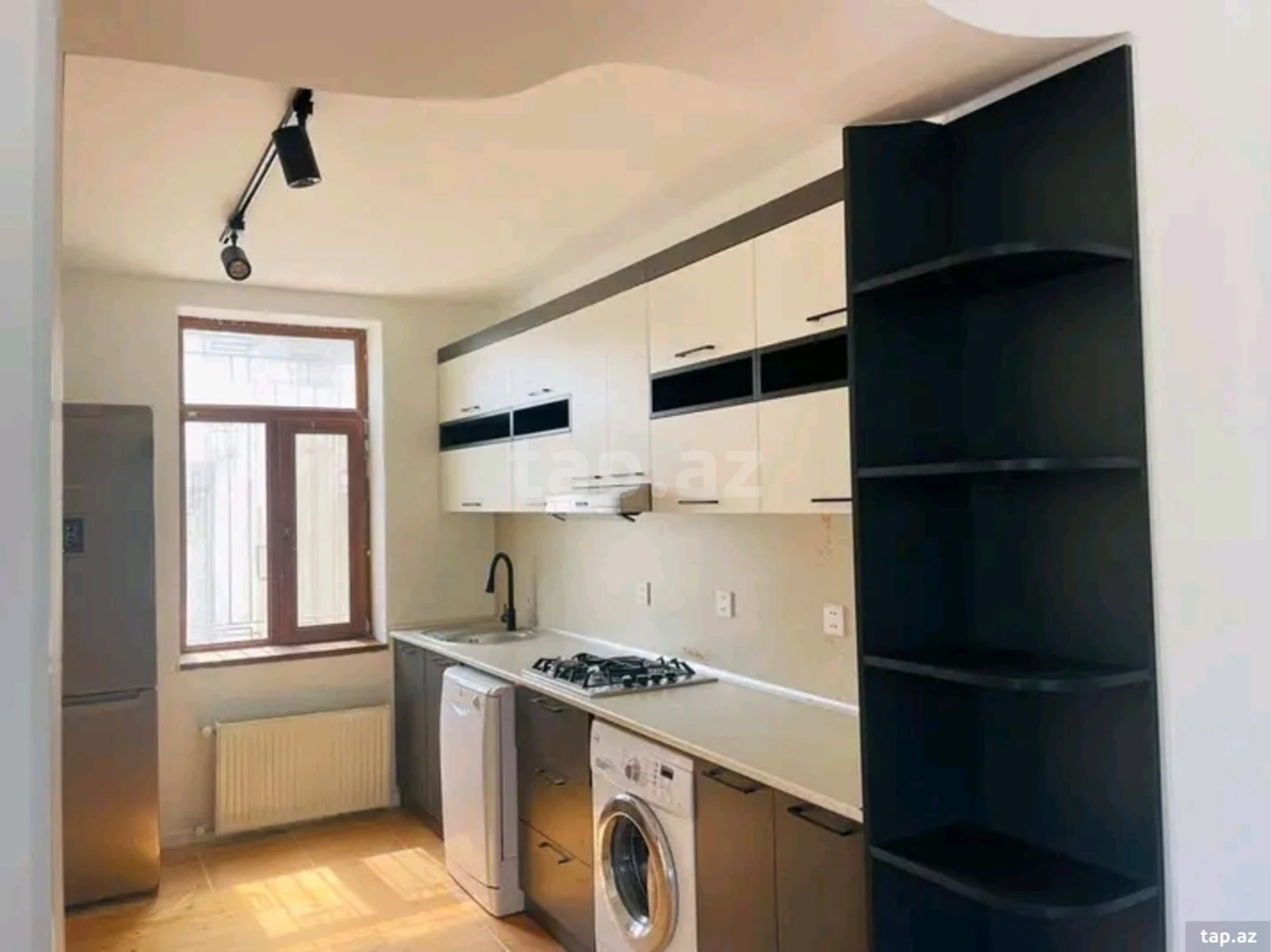 Kirayə verilir 3 otaqlı həyət evi