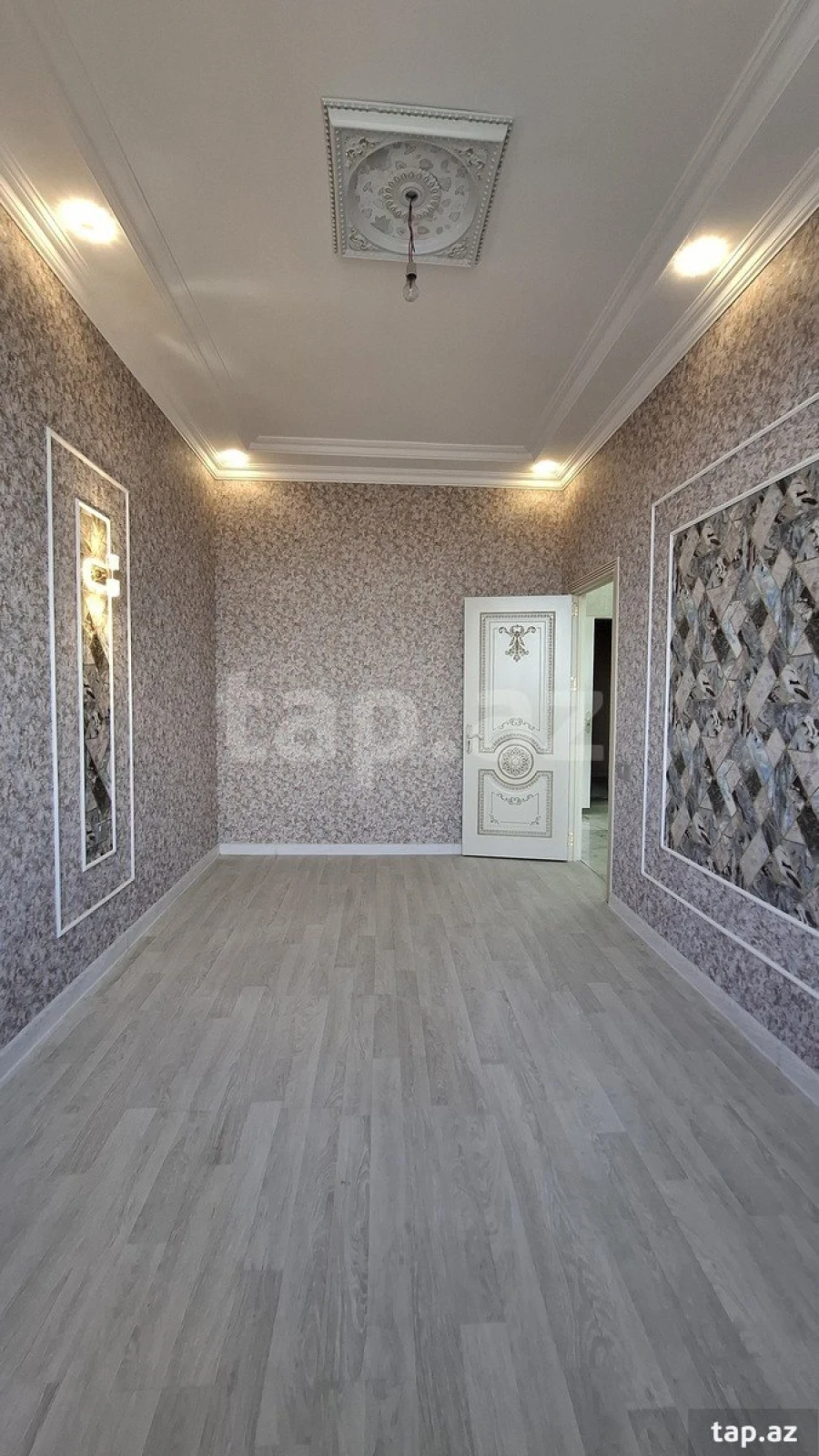 Satılır 2 otaqlı yeni tikili 62 m²