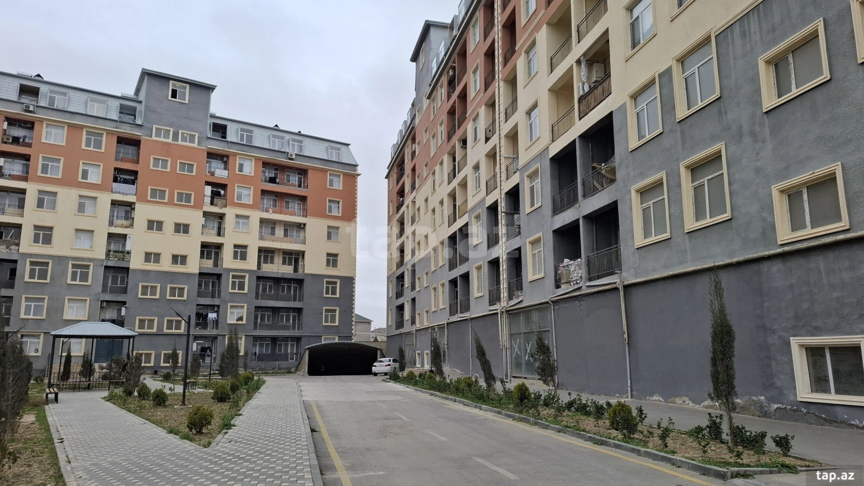 Satılır 2 otaqlı yeni tikili 62 m²