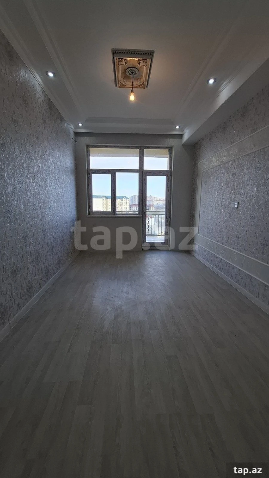 Satılır 2 otaqlı yeni tikili 62 m²