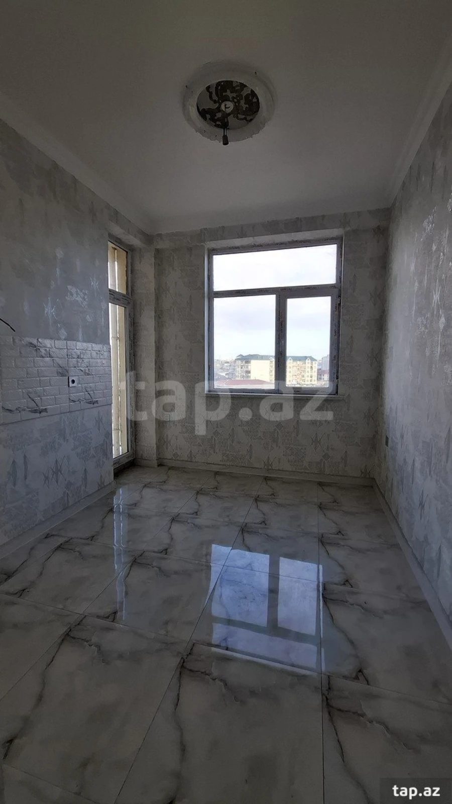 Satılır 2 otaqlı yeni tikili 62 m²