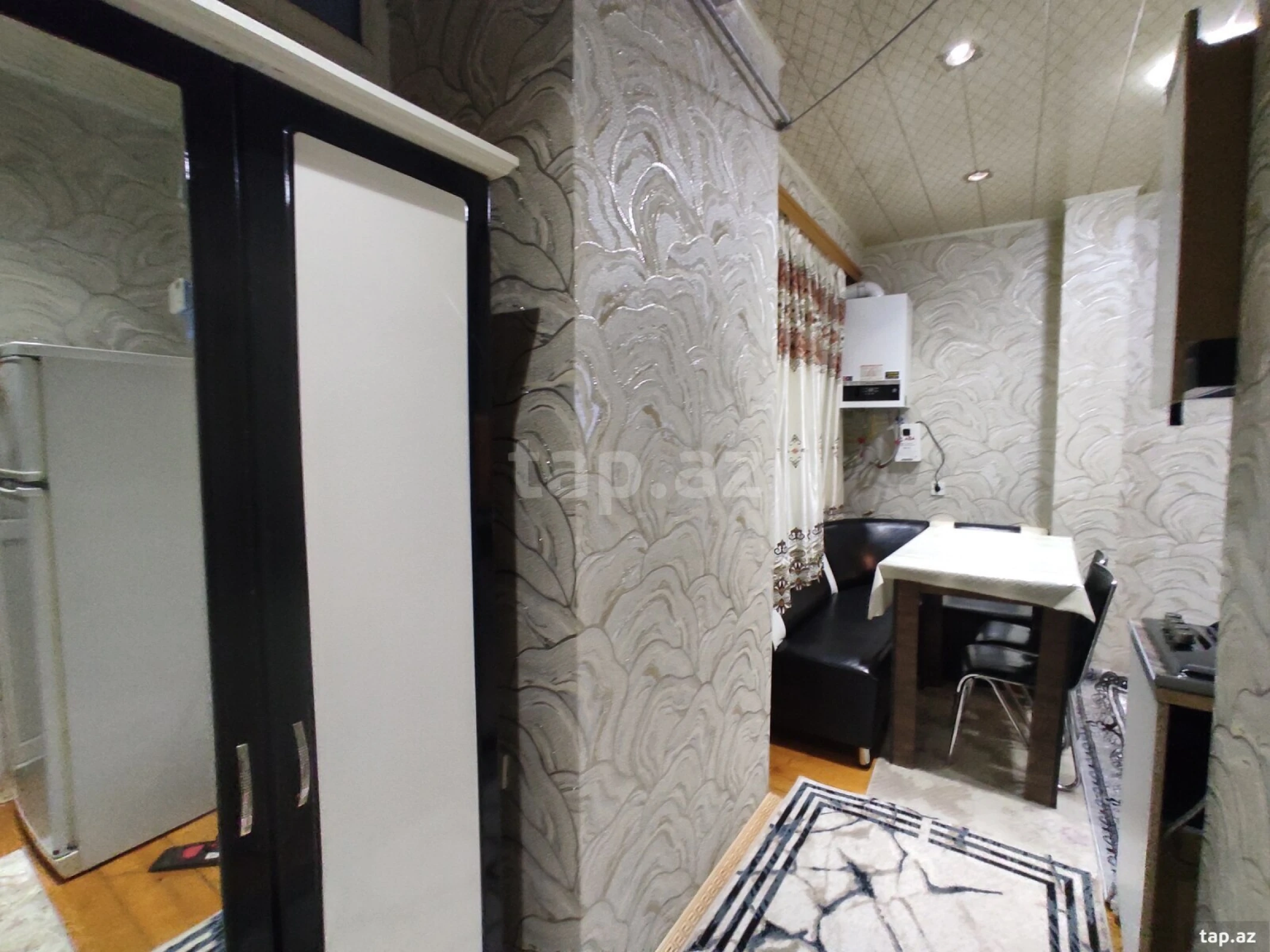 Kirayə verilir 2 otaqlı yeni tikili 65 m²