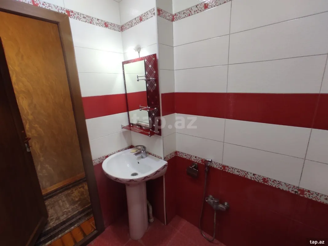 Kirayə verilir 2 otaqlı yeni tikili 65 m²