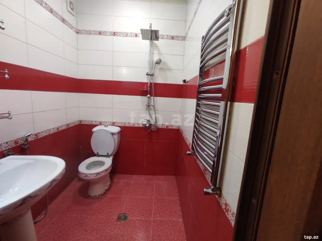 Kirayə verilir 2 otaqlı yeni tikili 65 m²