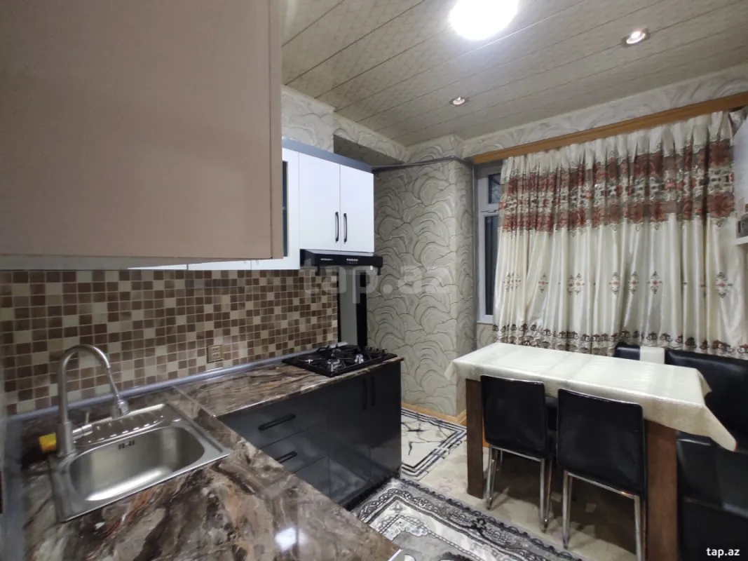 Kirayə verilir 2 otaqlı yeni tikili 65 m²