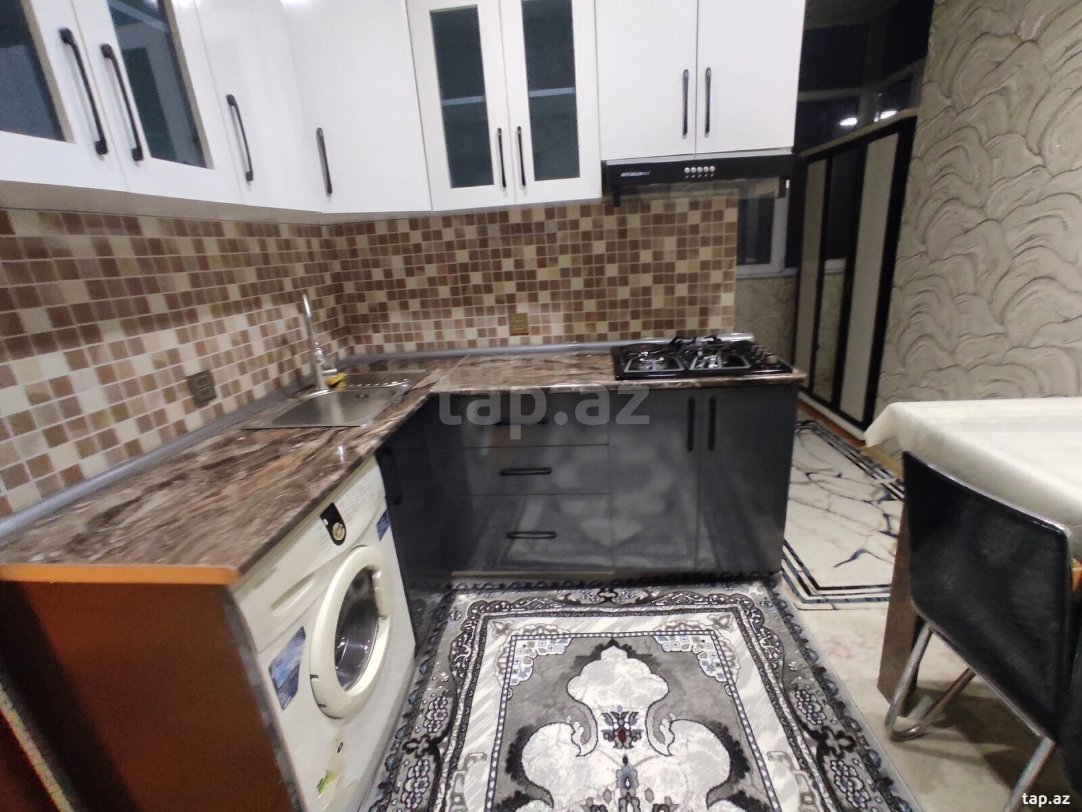 Kirayə verilir 2 otaqlı yeni tikili 65 m²