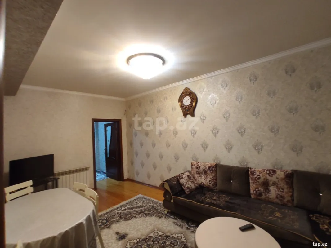 Kirayə verilir 2 otaqlı yeni tikili 65 m²
