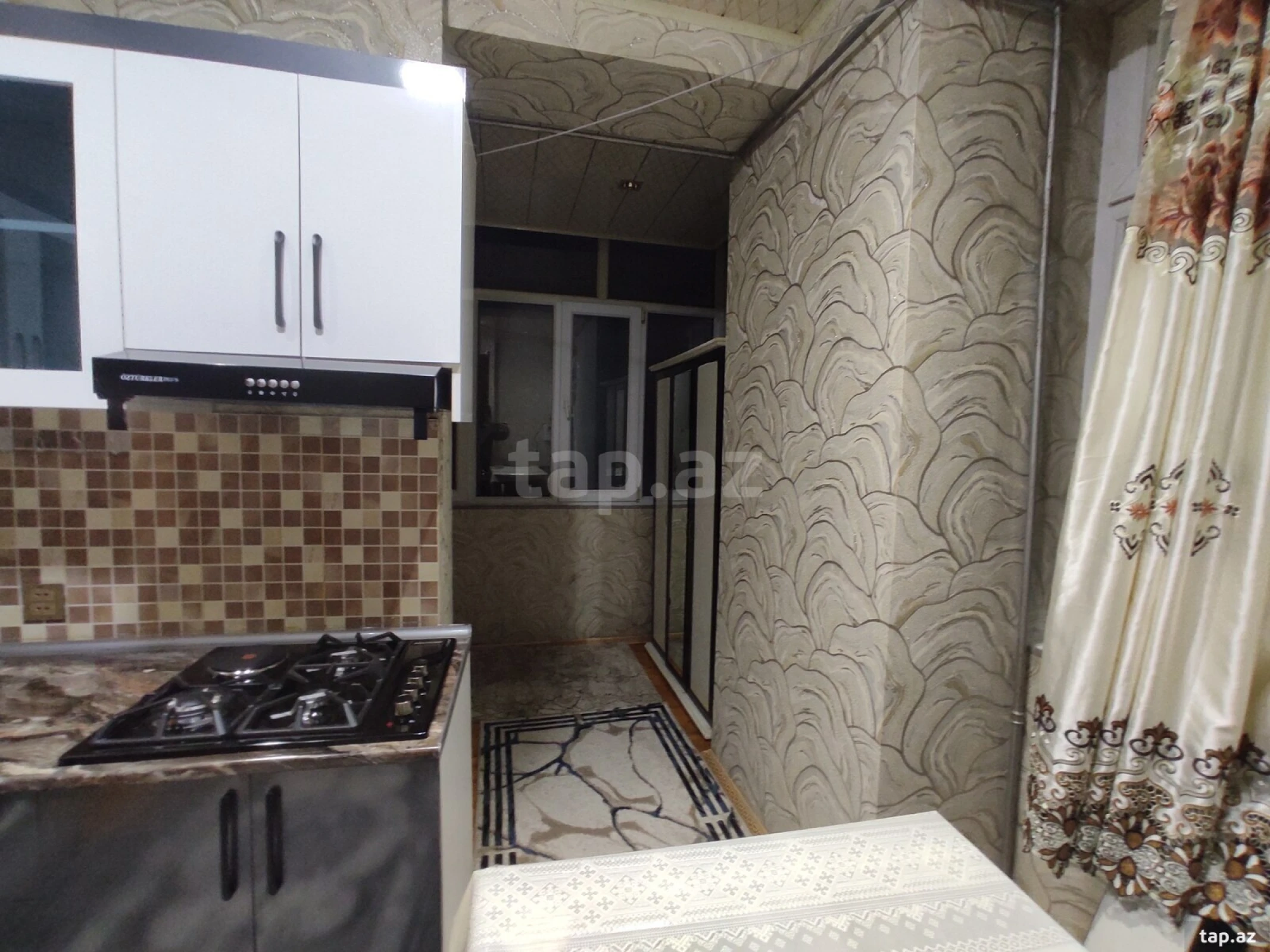 Kirayə verilir 2 otaqlı yeni tikili 65 m²