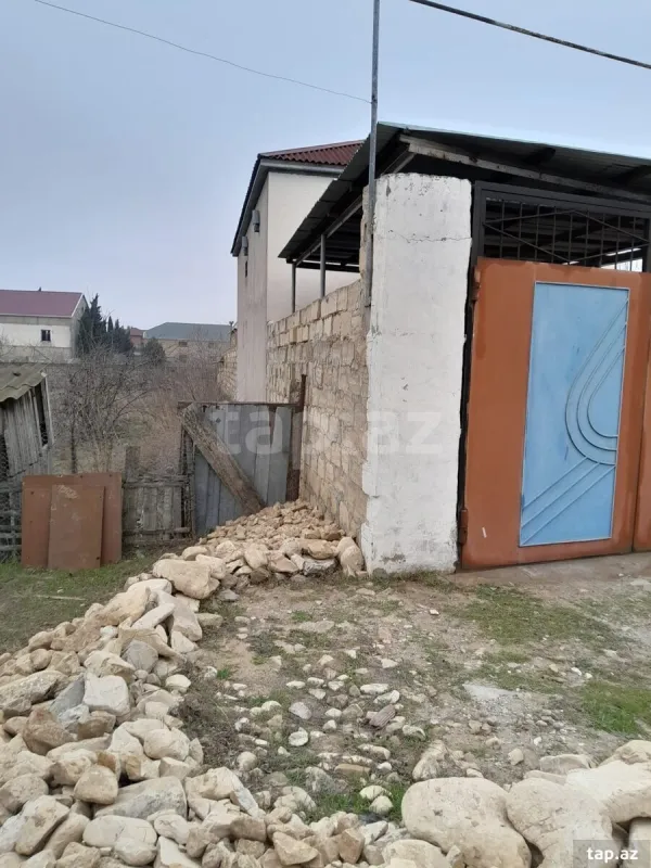 Satılır 2 otaqlı həyət evi
