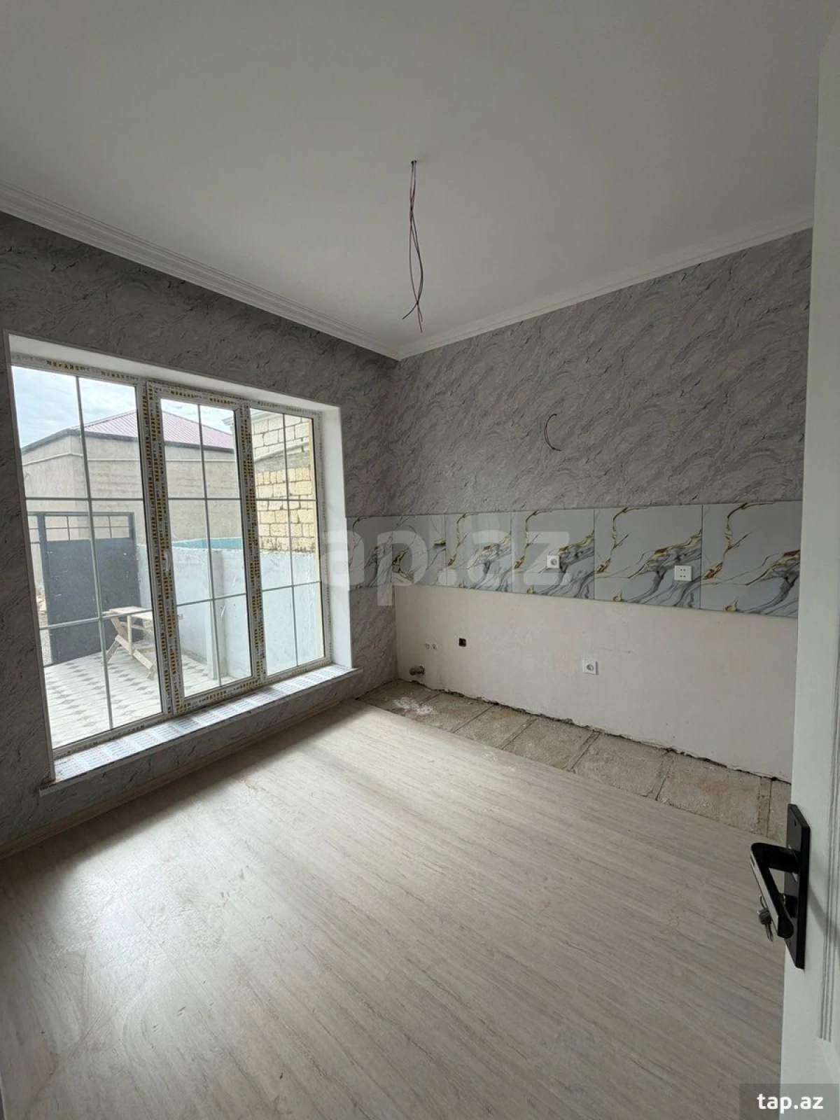 Satılır 3 otaqlı həyət evi