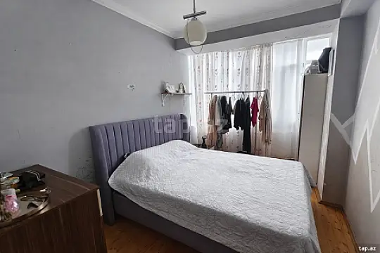 Satılır 3 otaqlı yeni tikili 90 m²