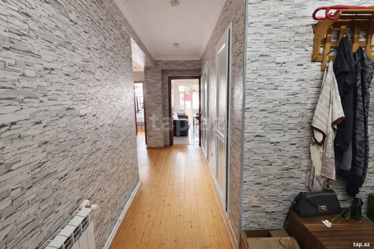 Satılır 3 otaqlı yeni tikili 90 m²