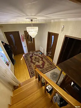 Satılır 5 otaqlı həyət evi